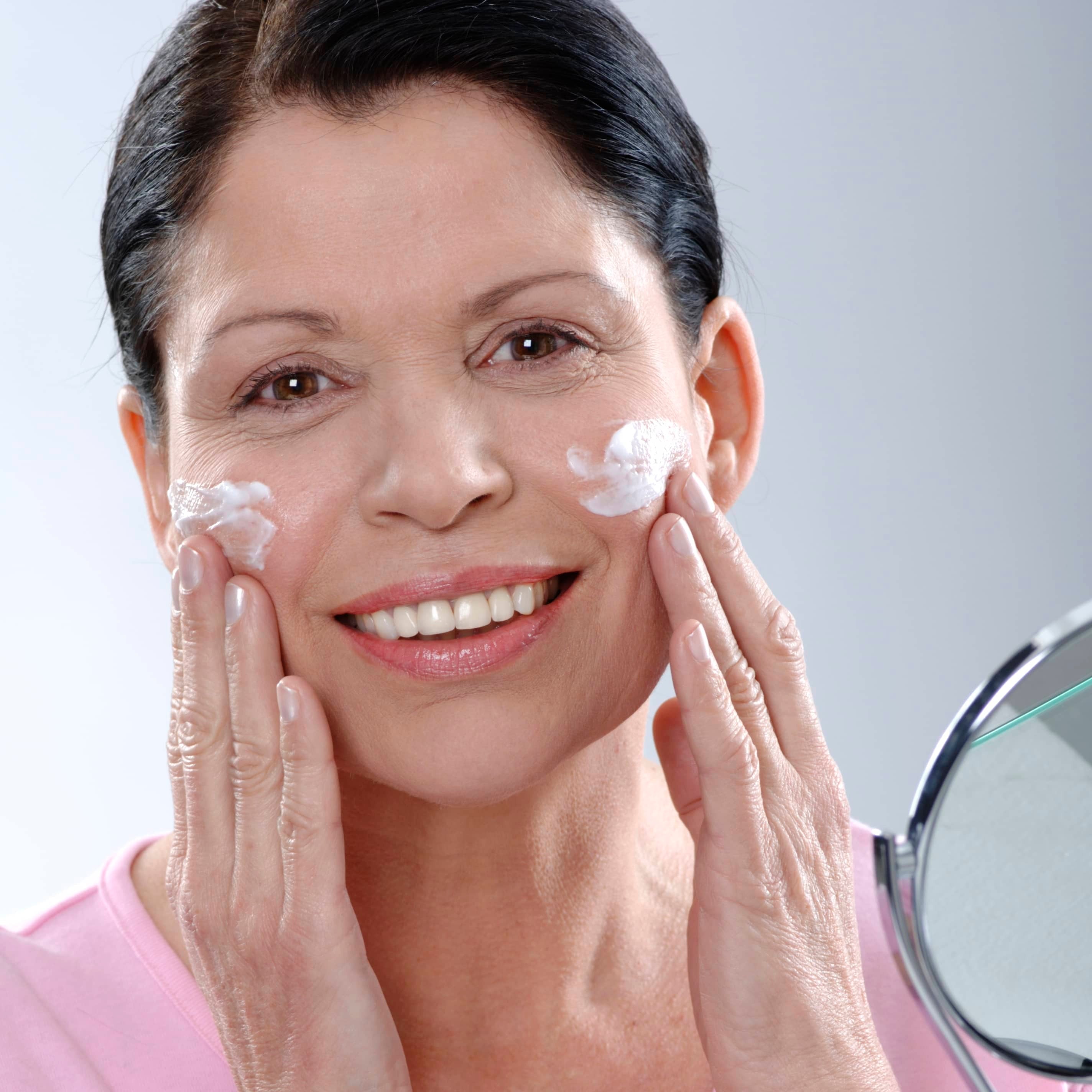 celyoung-antiaging-creme-50-ml-doppelpack-1-1-gratis-feuchtig image 4